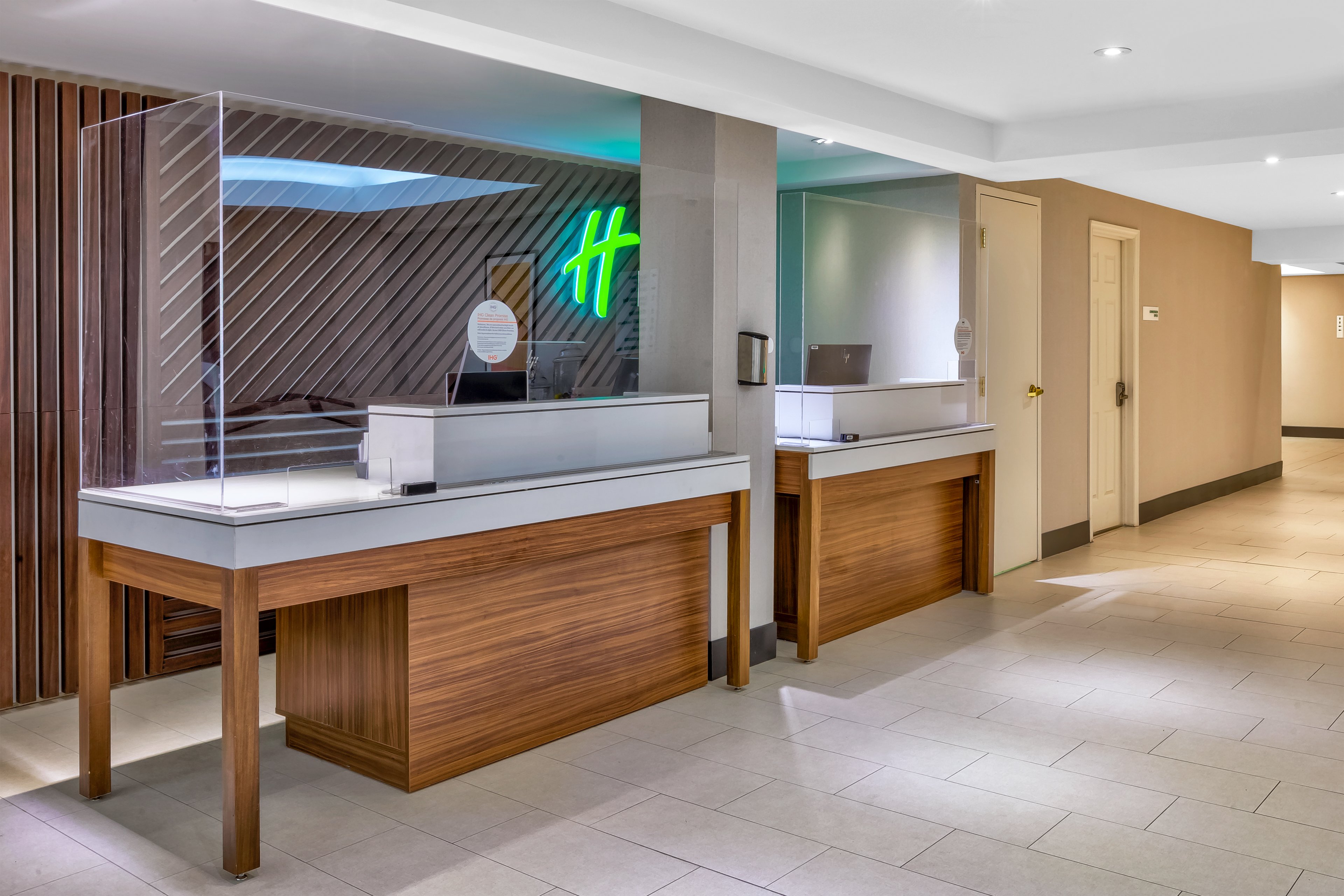Hoiday Inn St Johns Conference Centre Ex Holiday Inn St Johns Government Centre Hotel 14/74