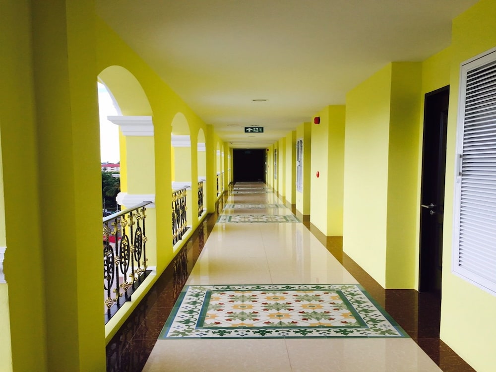 Phuket Chinoinn Hotel 13/65