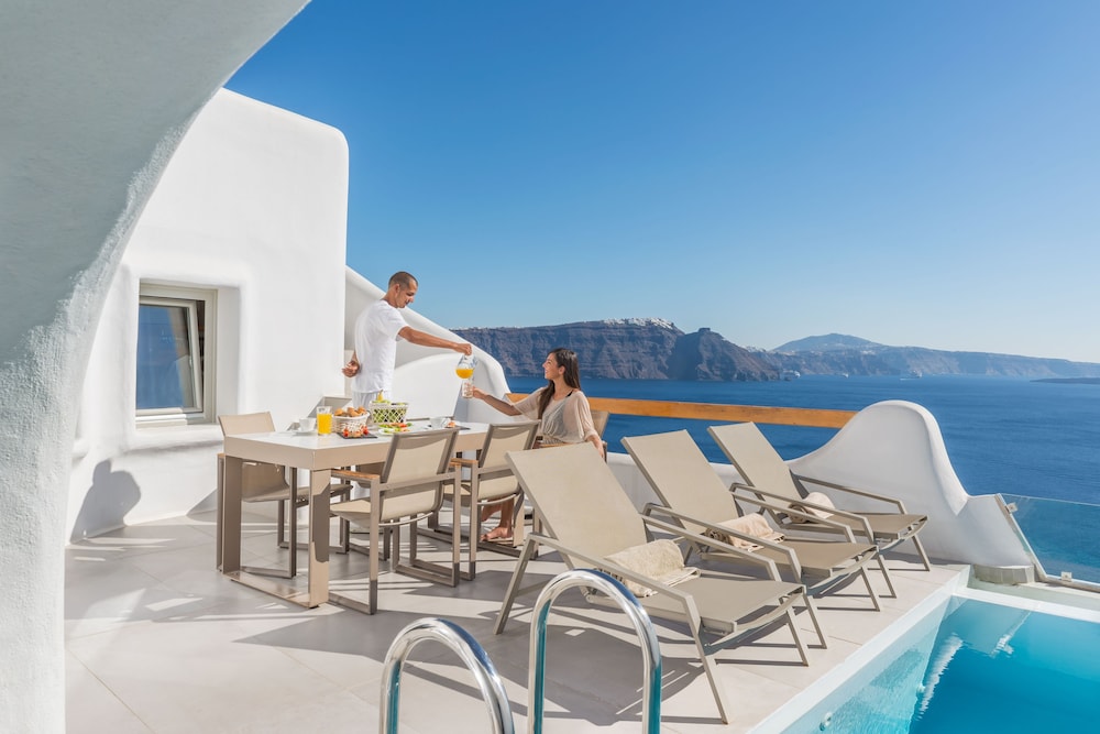 Elite Luxury Suites 36/50