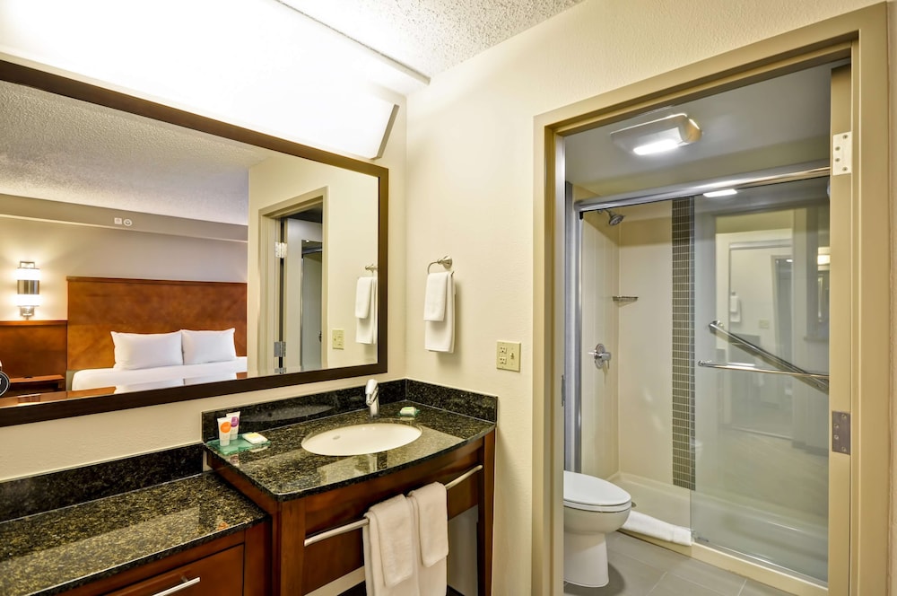 Hyatt Place Albuquerque Uptown 13/49