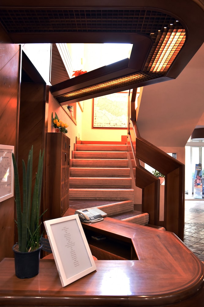 HOTEL GRAZIELLA 42/55
