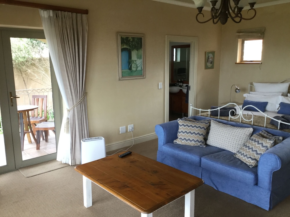 On the Cliff Guest House 20/50