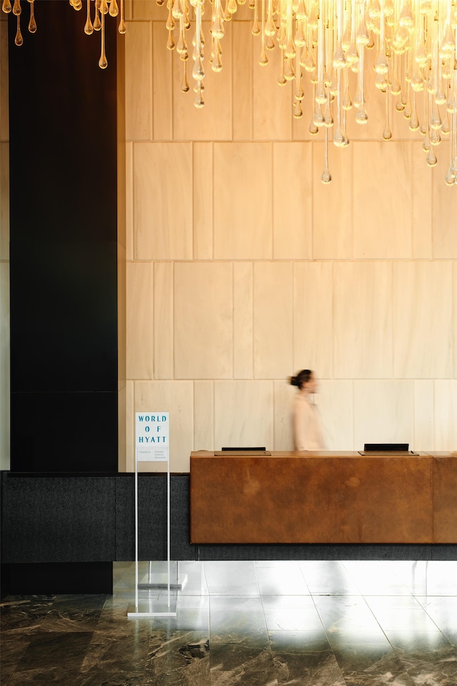 Grand Hyatt Athens 7/50