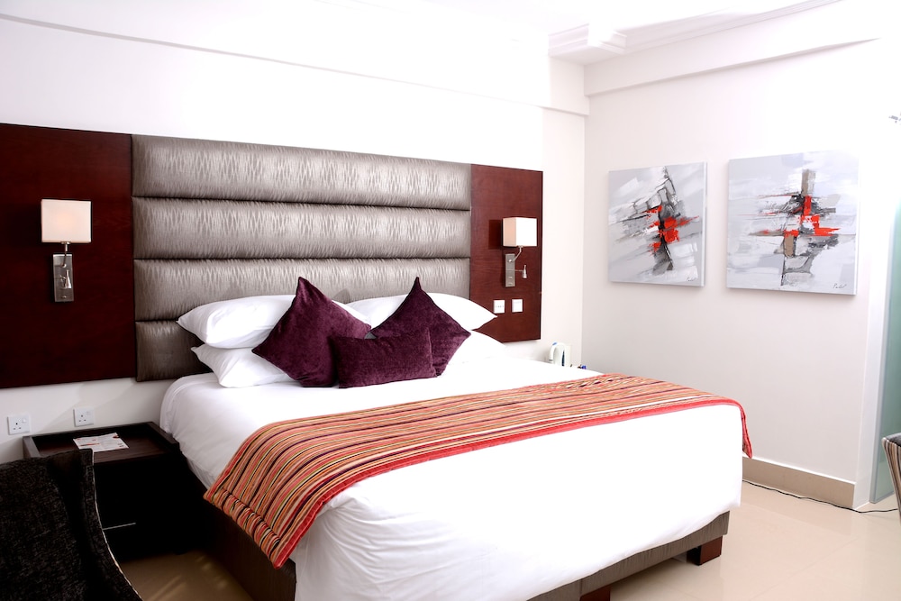 BON HOTEL STRATTON ASOKORO 12/45