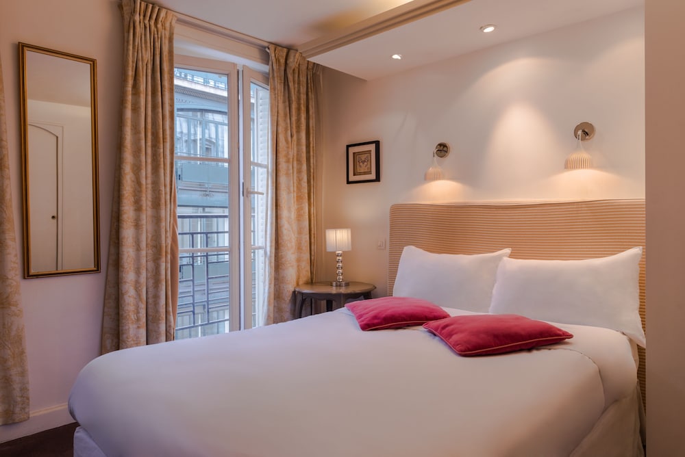 Hotel Gaillon Opera 12/26