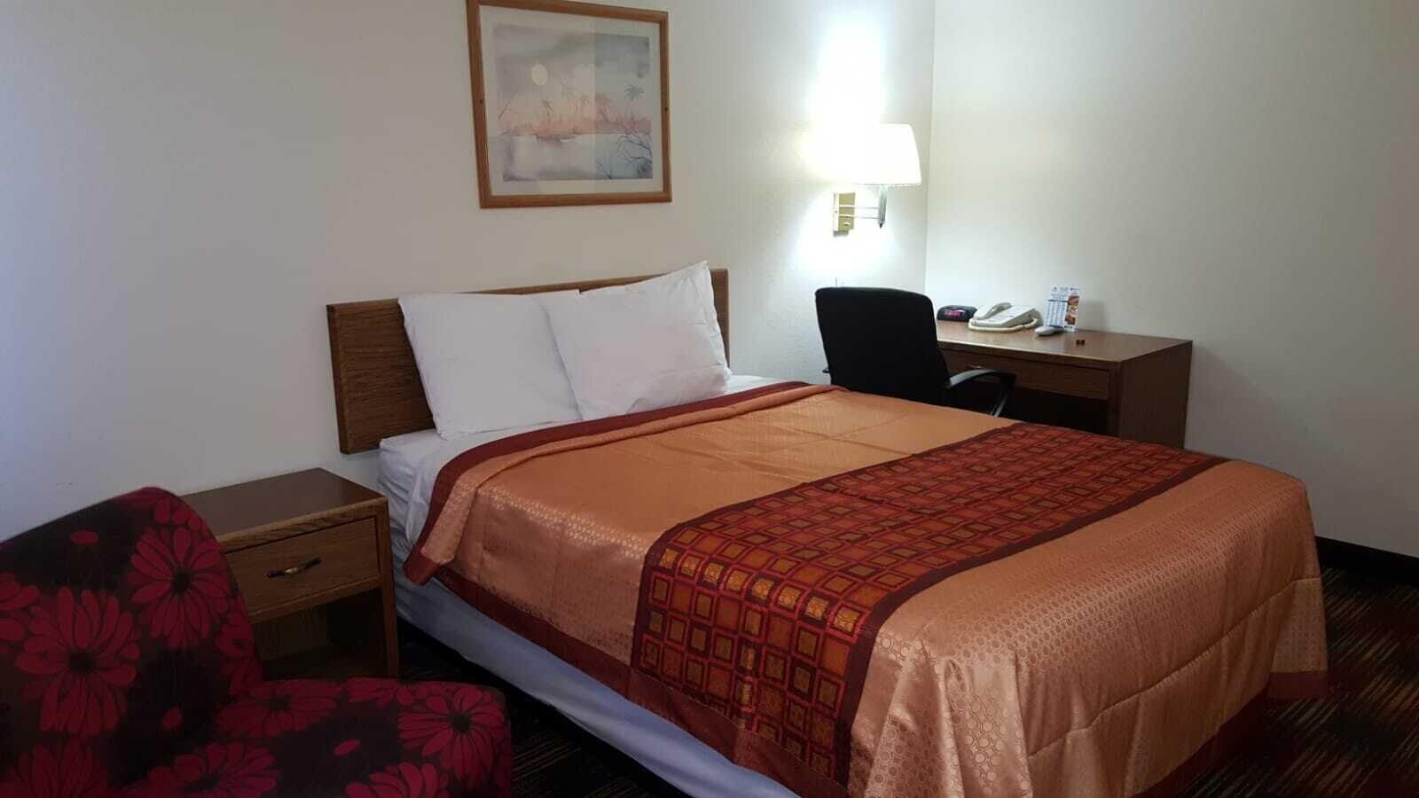 Suite, Queen Bed