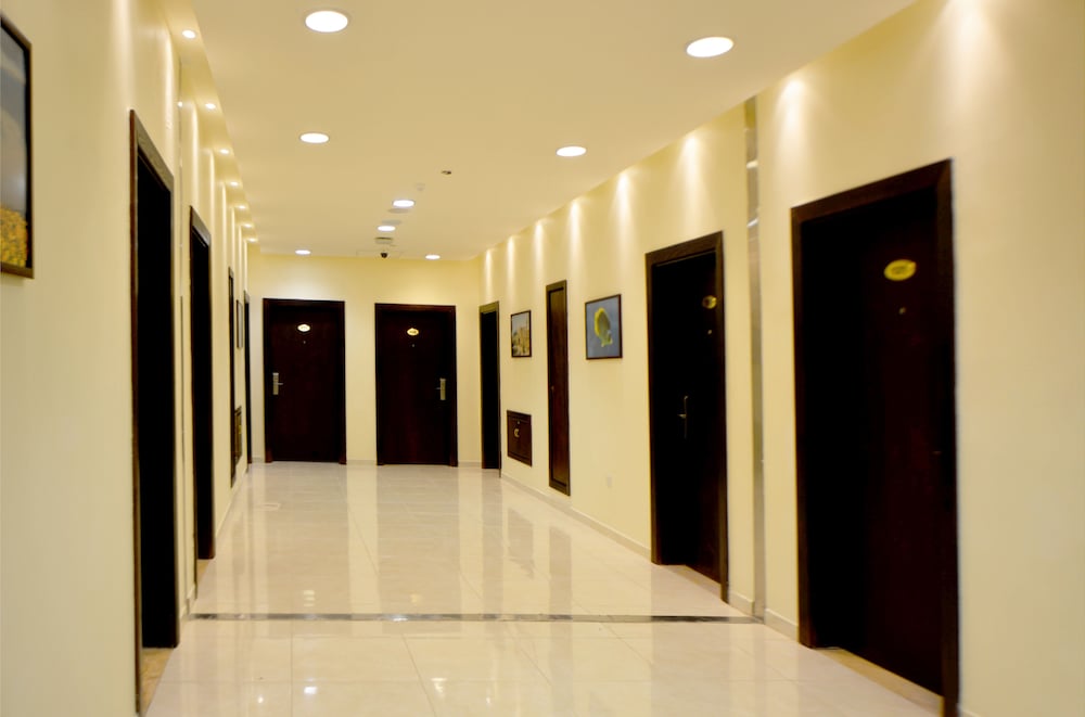 Public Security Hotel & Chalets 15/39