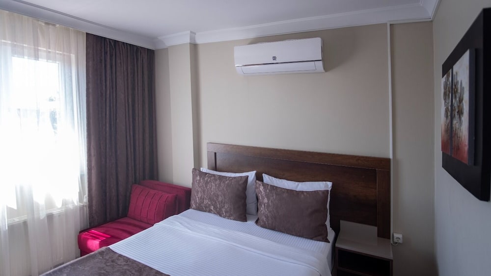 Maca Otel 10/32