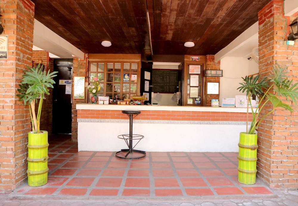 Isla Bonita Beach Resort 12/67