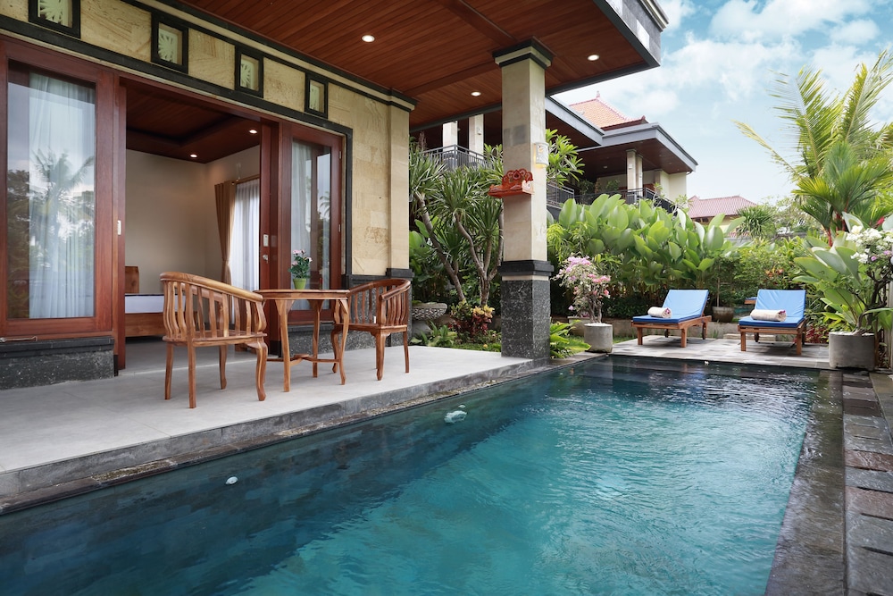 Dewi Sri Private Villa 3/45