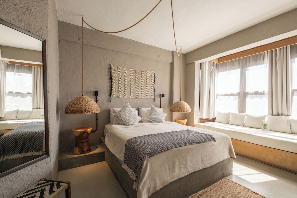 Alacati Gaia Otel 24/50