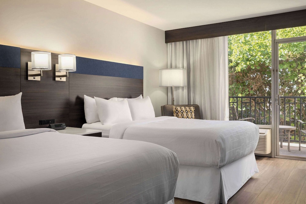 Wyndham Phoenix Airport/ Tempe 12/50