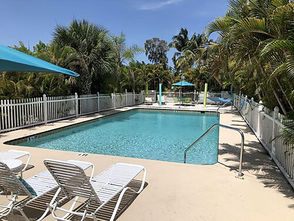 My Sarasota Getaway 36/44