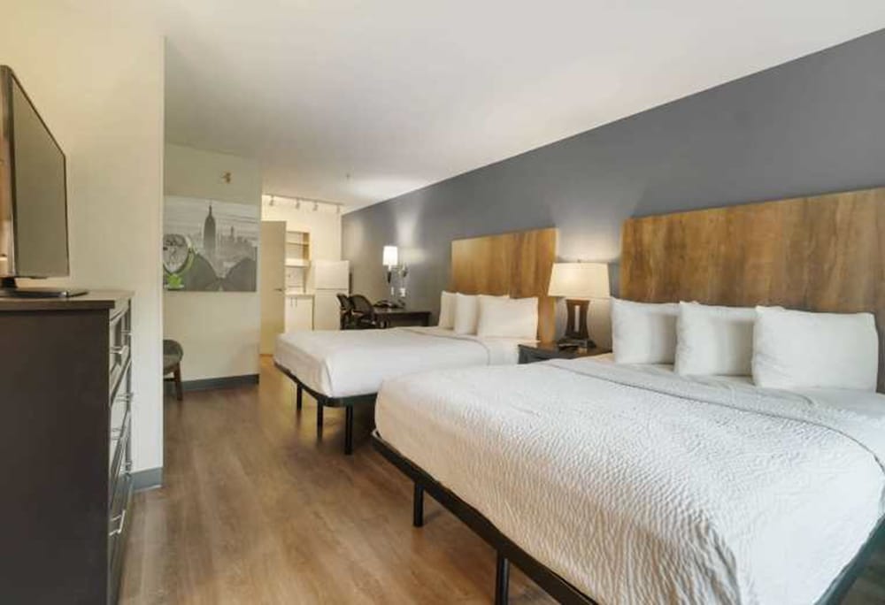 Extended Stay America Suites San Francisco San Mateo SFO 22/55