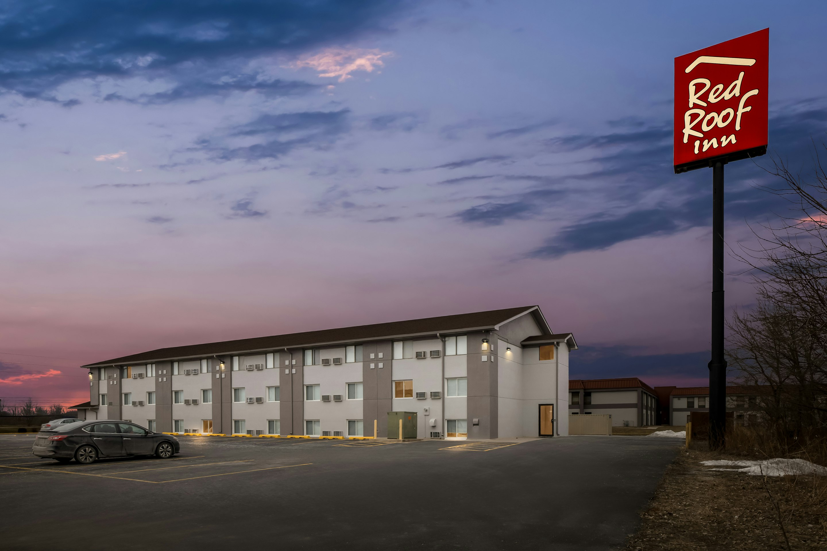 Red Roof Inn Ames 1/35