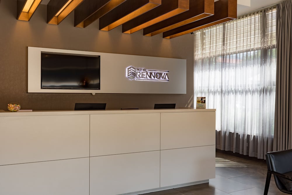 Hotel Rennova 5/70