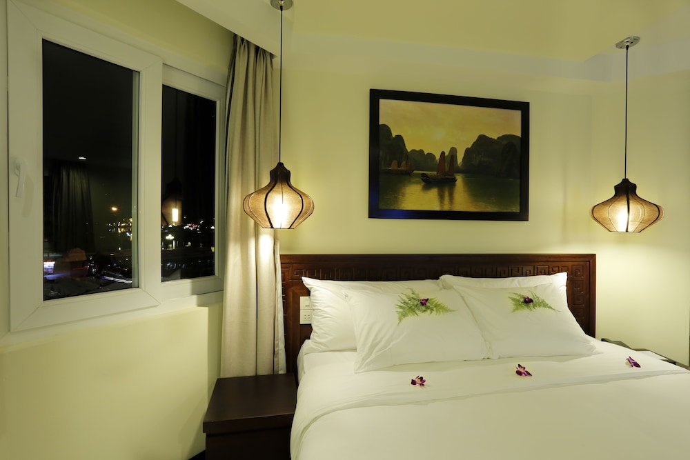 River Suites Hoi An Hotel 16/73