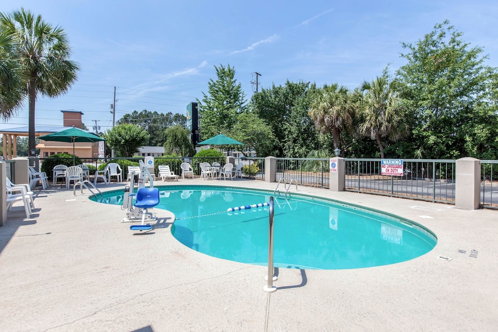 Quality Inn Cordele 18/34