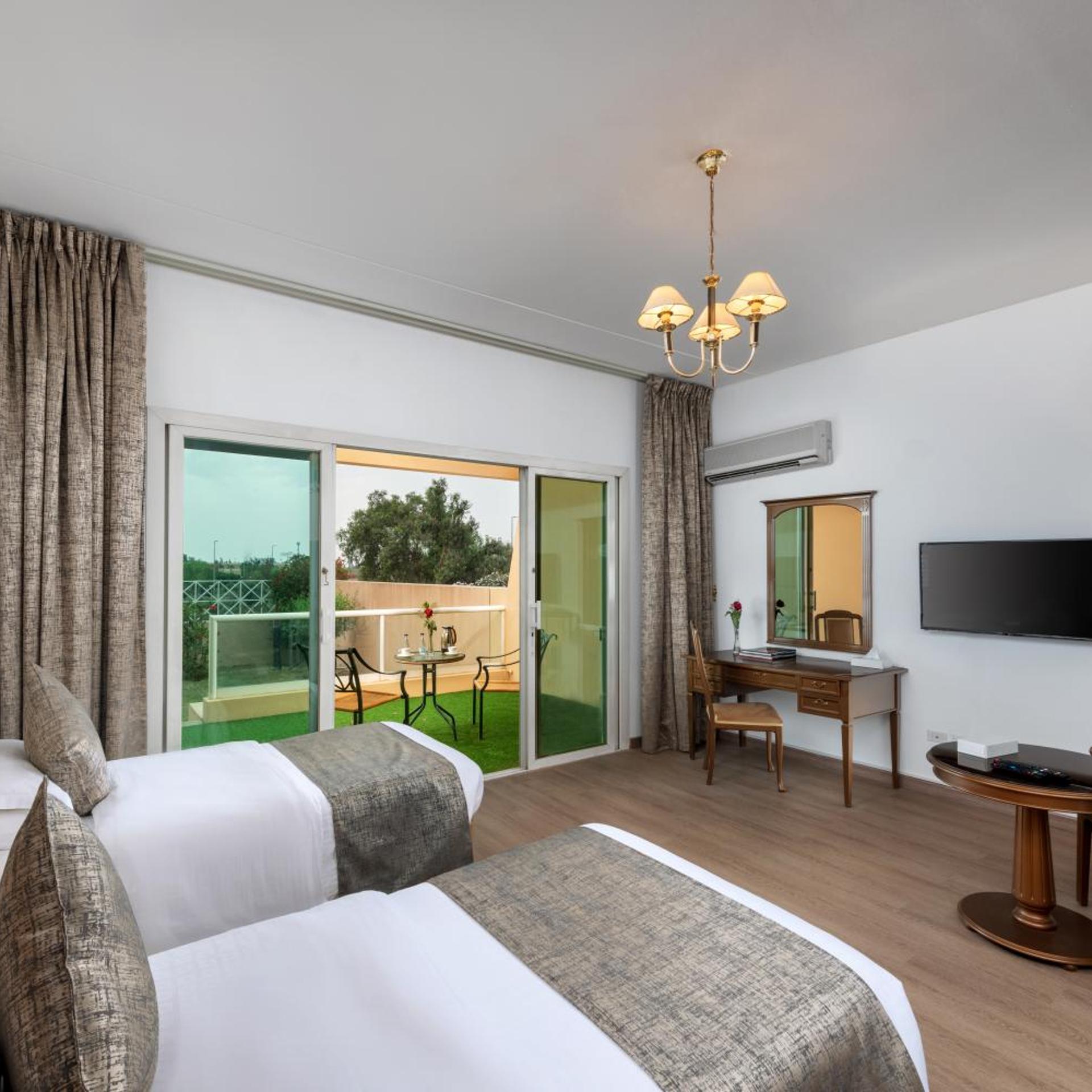 فندق المطار(Airport Hotel) 12/47