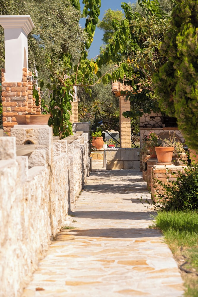 Villa Vita Holidays Apartments And Studios 45/50