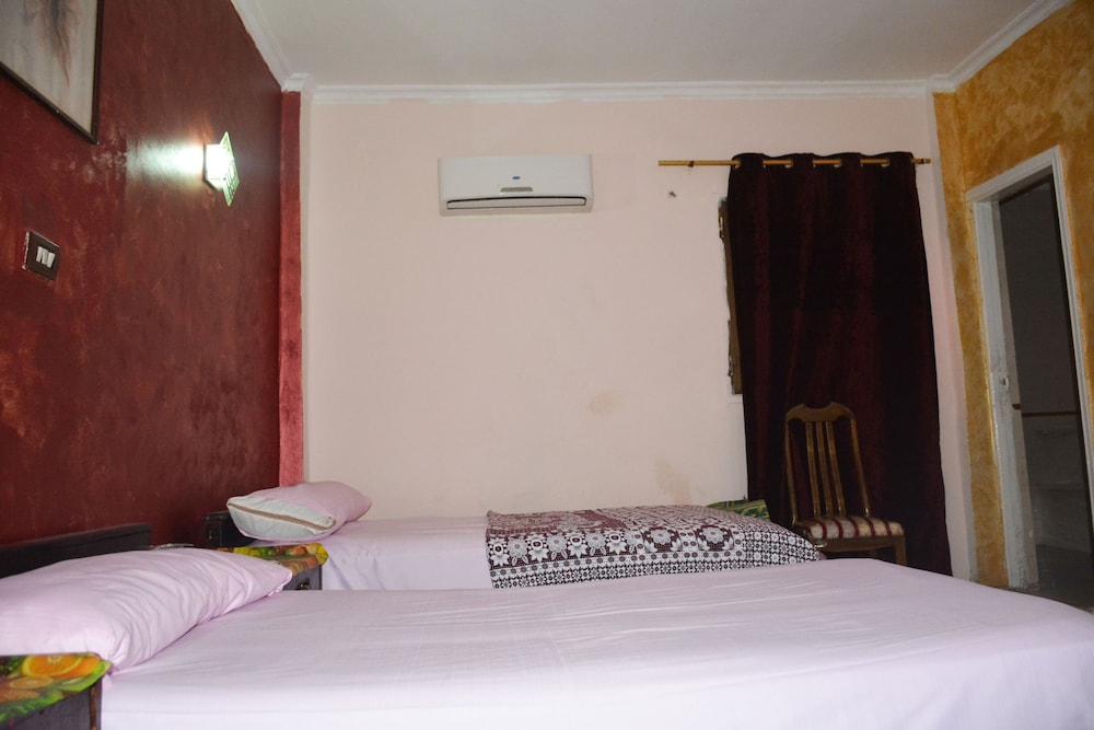 City Hostel 11/50