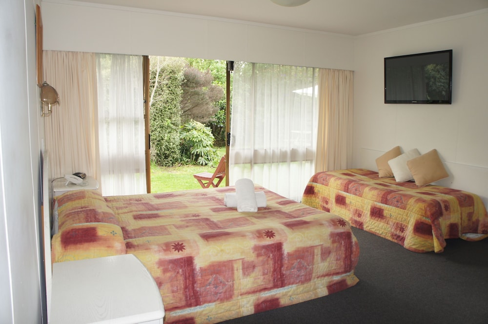 Airport Gold Star Motel 32/44