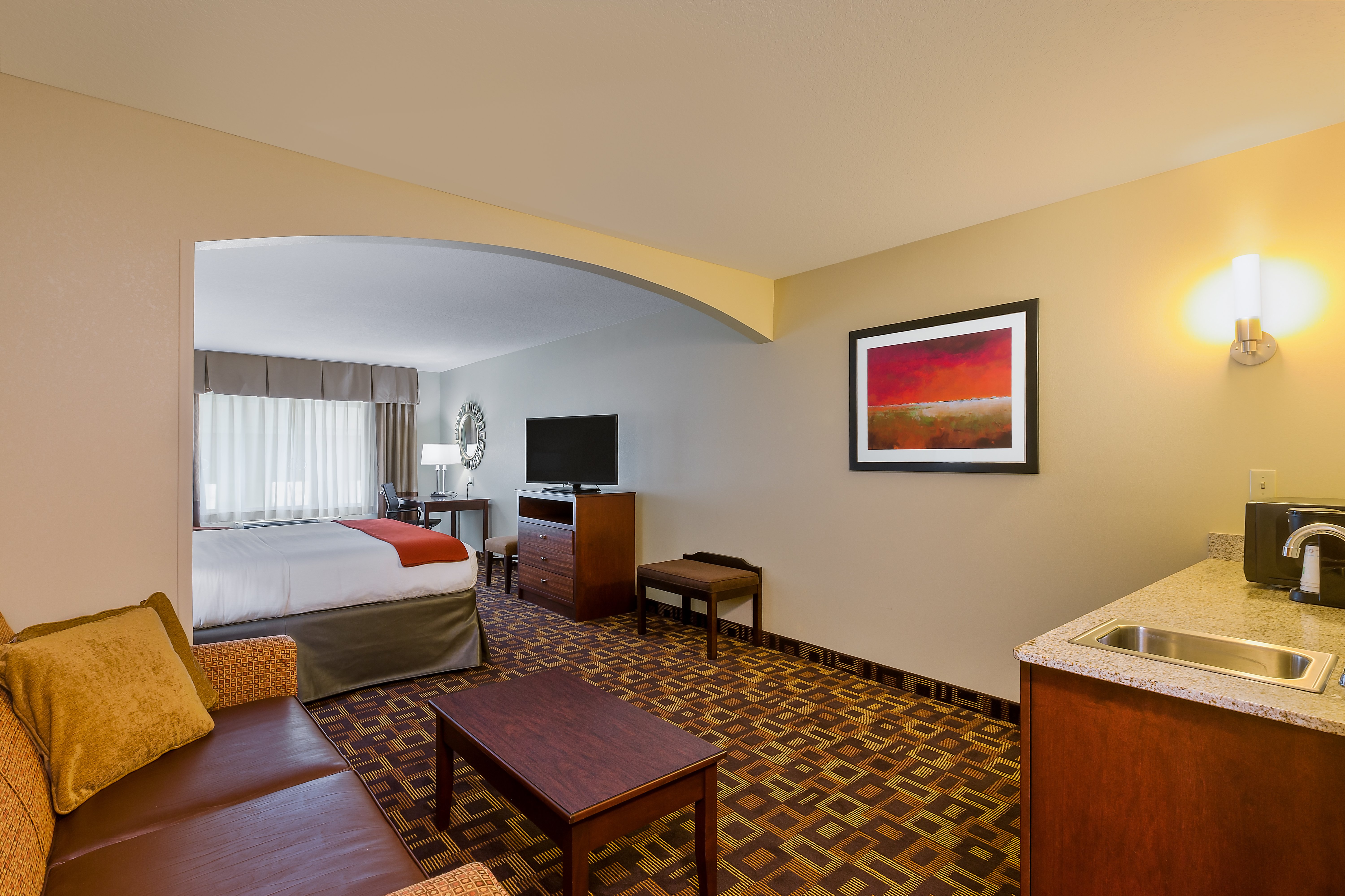 Holiday Inn Express Hotel and Suites Salina 21/62