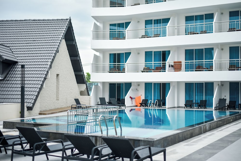 Pinnacle Grand Jomtien Resort 56/93
