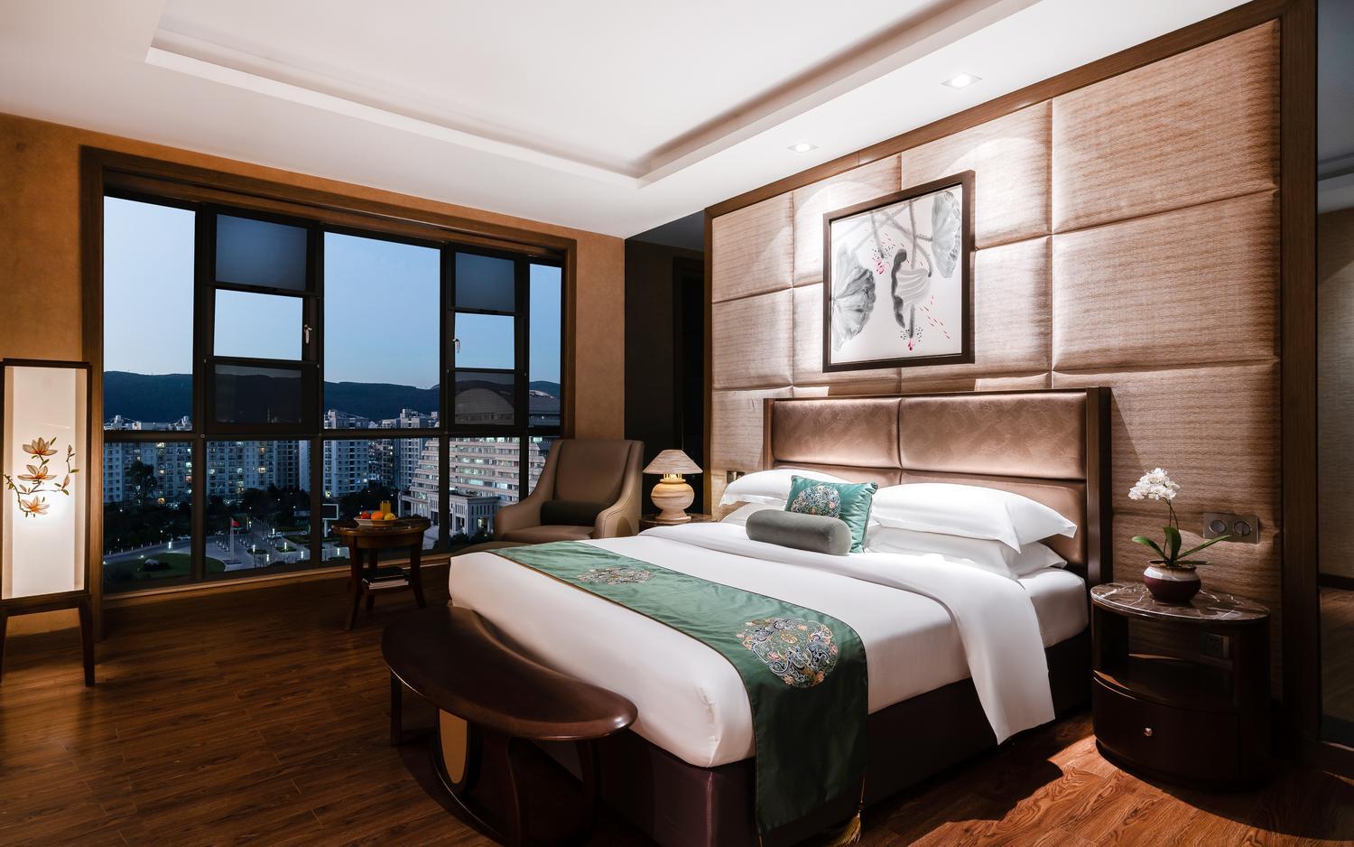 Kunming Shengshi Qianhe Hotel 12/32