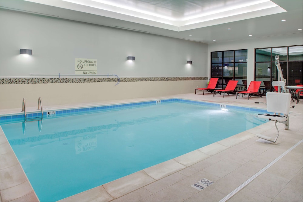Hampton Inn And Suites Columbus Scioto Downs 24/40