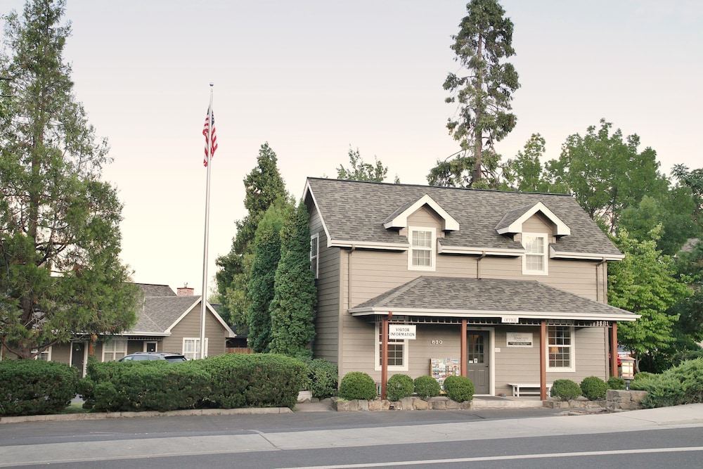 Wine Country Inn 4/43