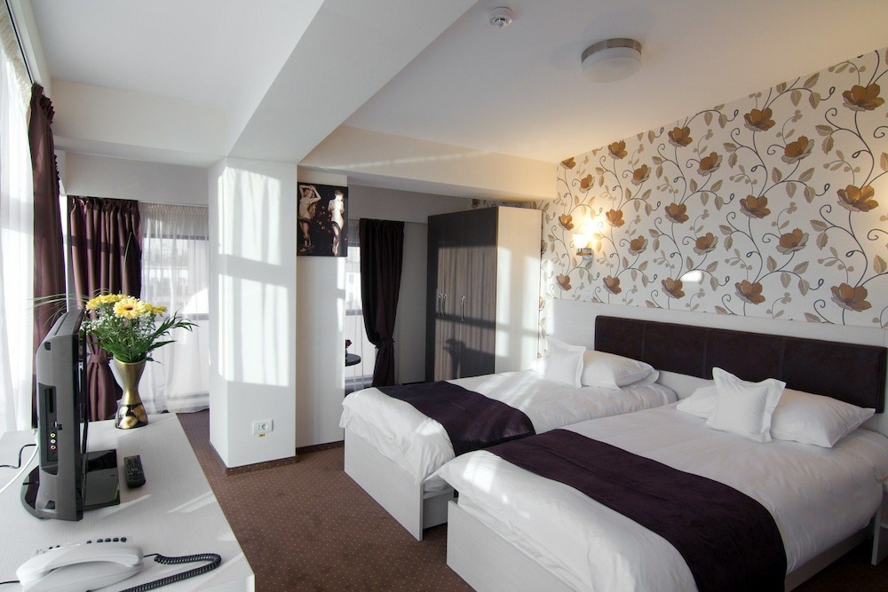 STANDARD, TWIN BEDS