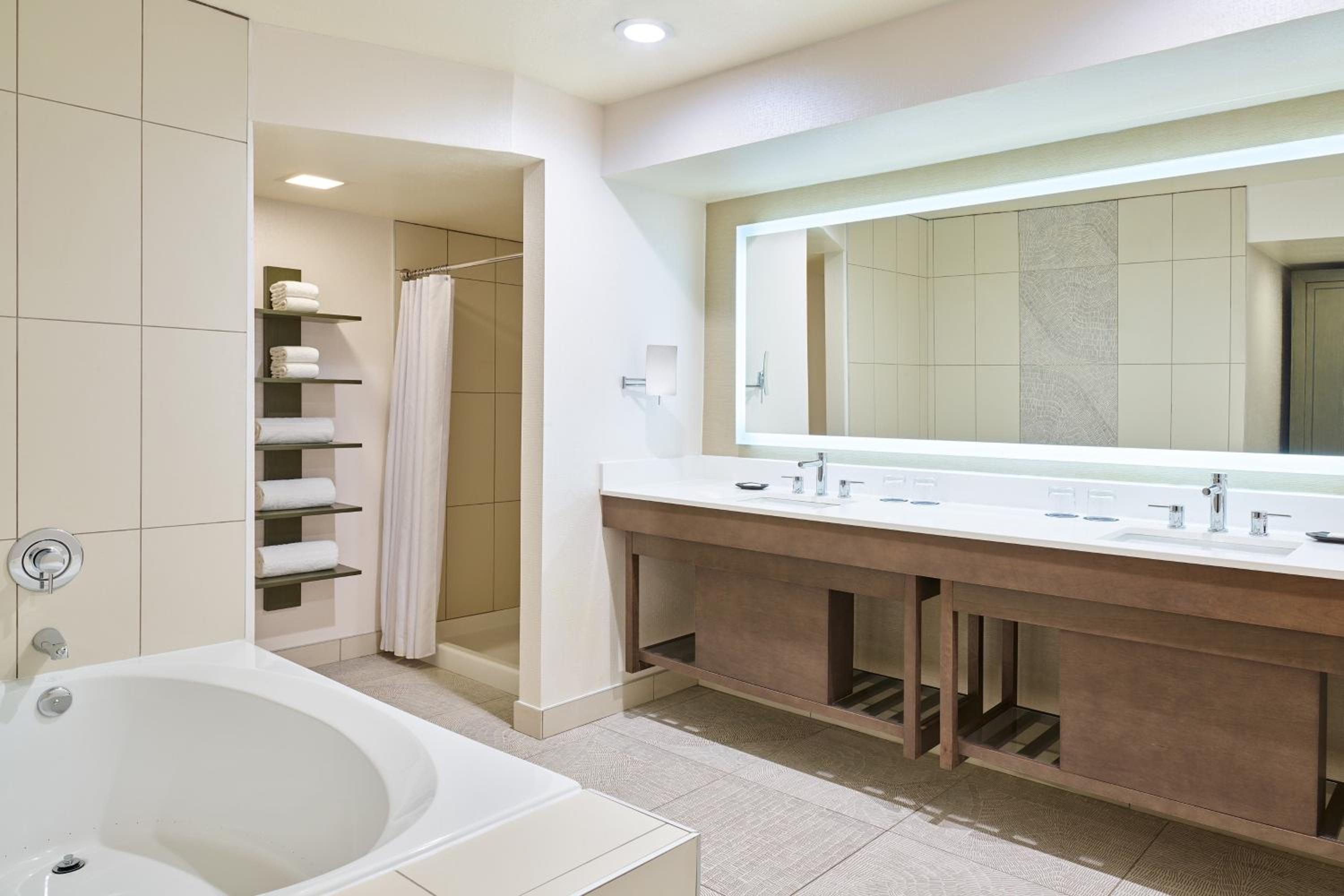Suite, 2 Double Beds, Mountain View, Sofa, Club Floor