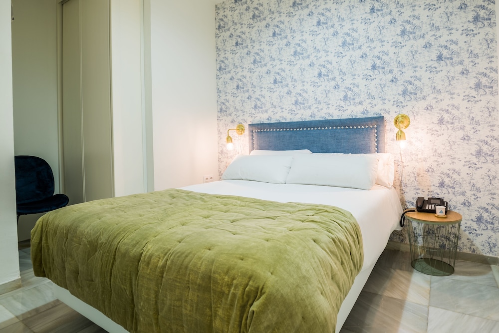 Hostal Jardin De La Alameda 21/50