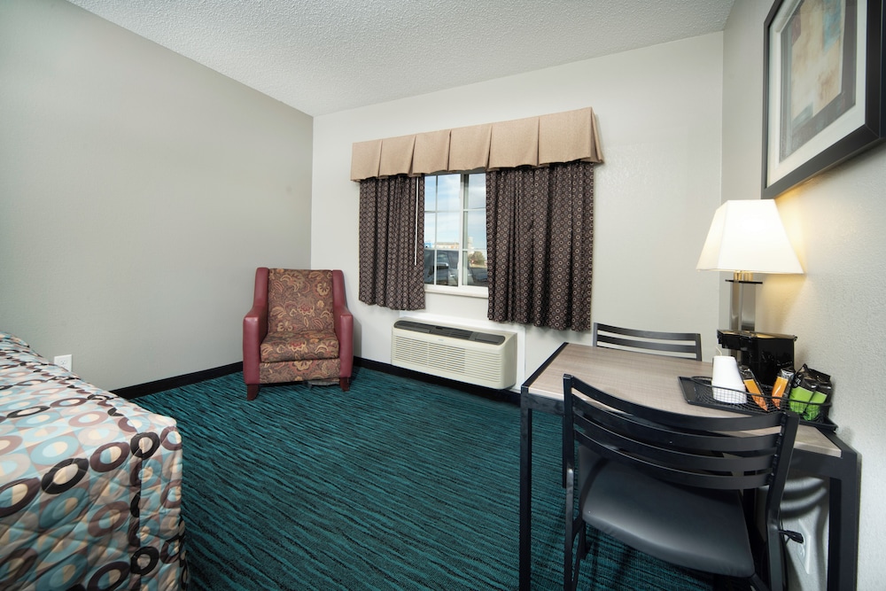 Countryside Inn Suites Fremont 27/45