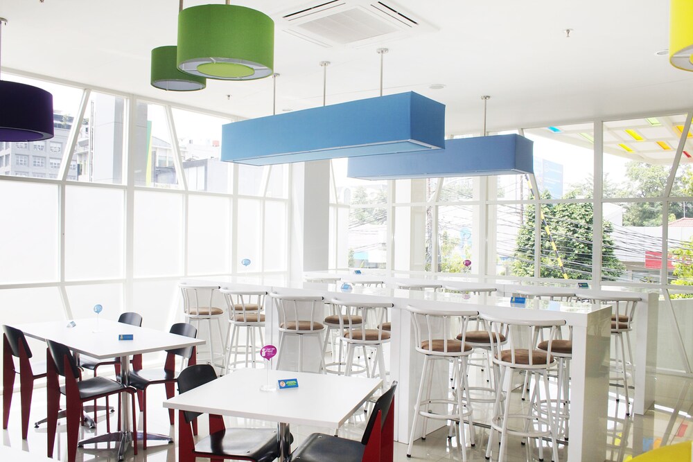 POP! HOTEL KEMANG JAKARTA 25/38