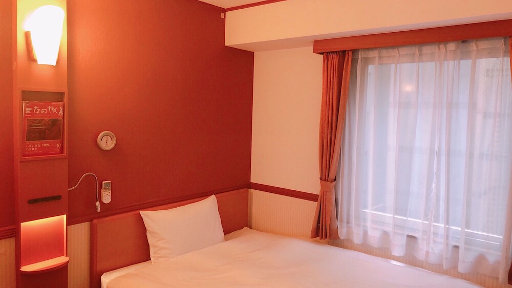 Toyoko Inn Shin-yokohama Ekimae Honkan 10/58