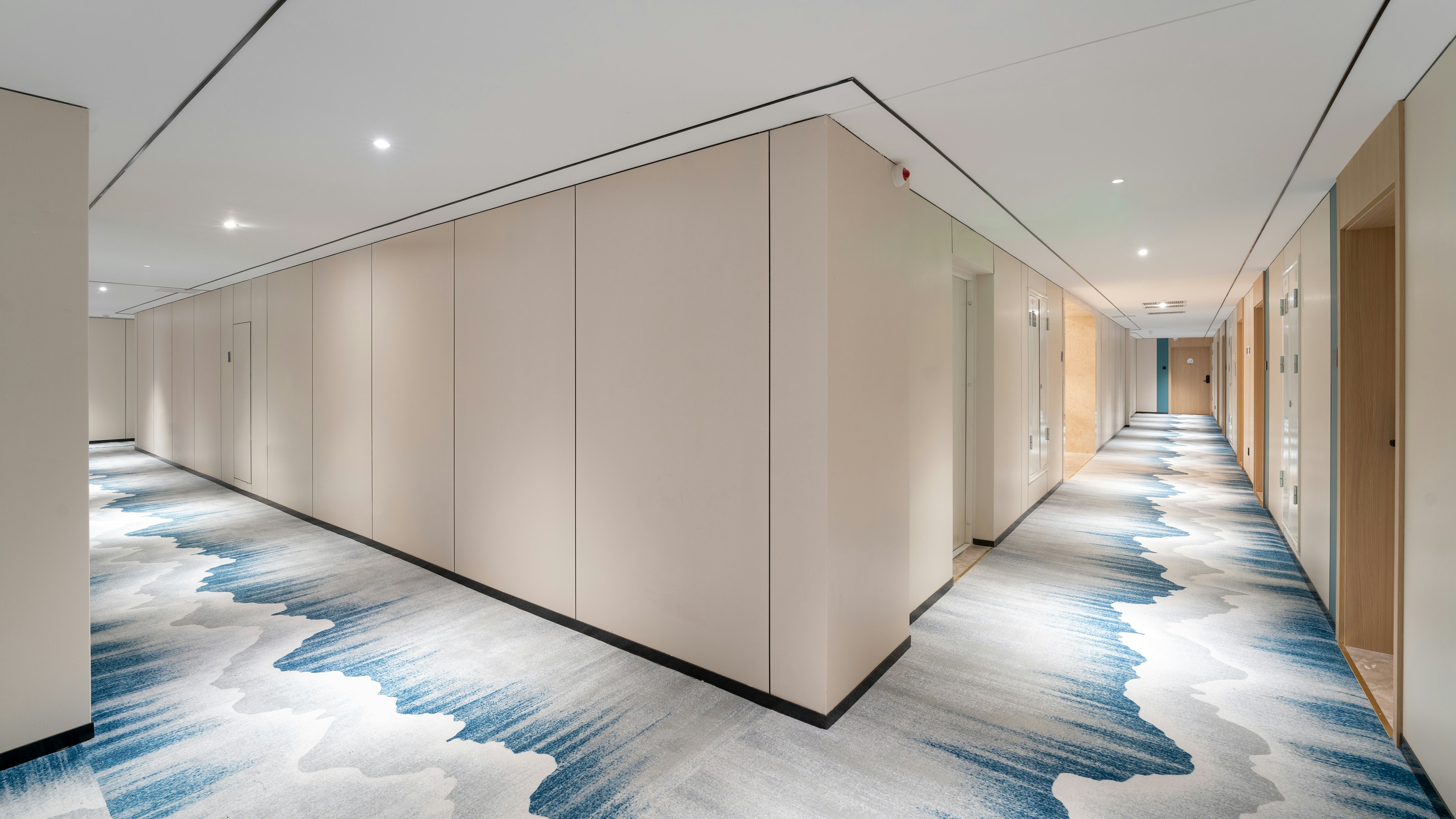 Holiday Inn Express Qingdao Northern West Coast 3/45
