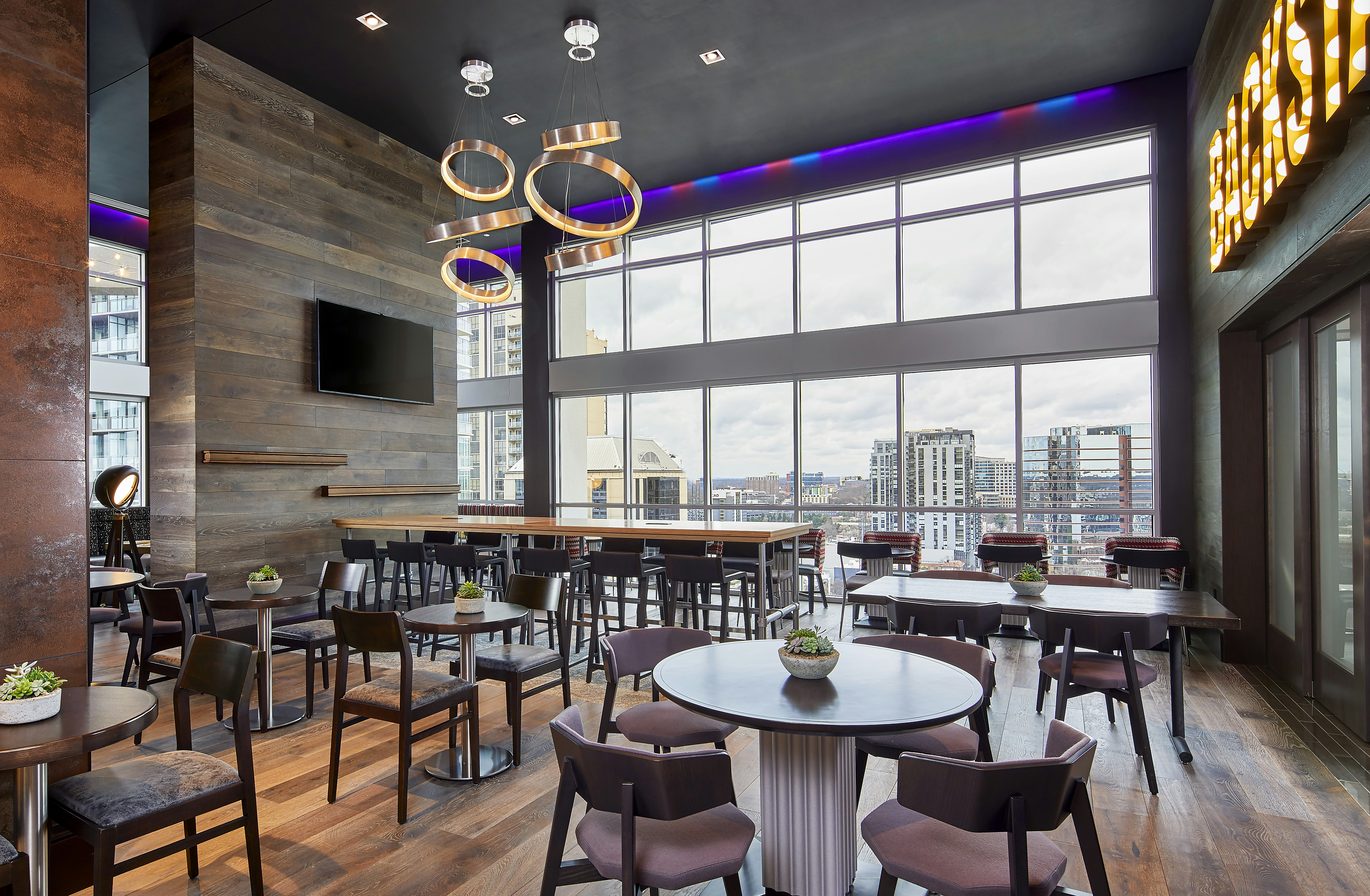 Hampton Inn and Suites Atlanta Midtown 38/53
