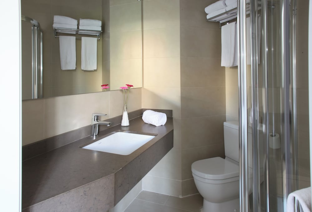 MH Apartments Suites 23/27