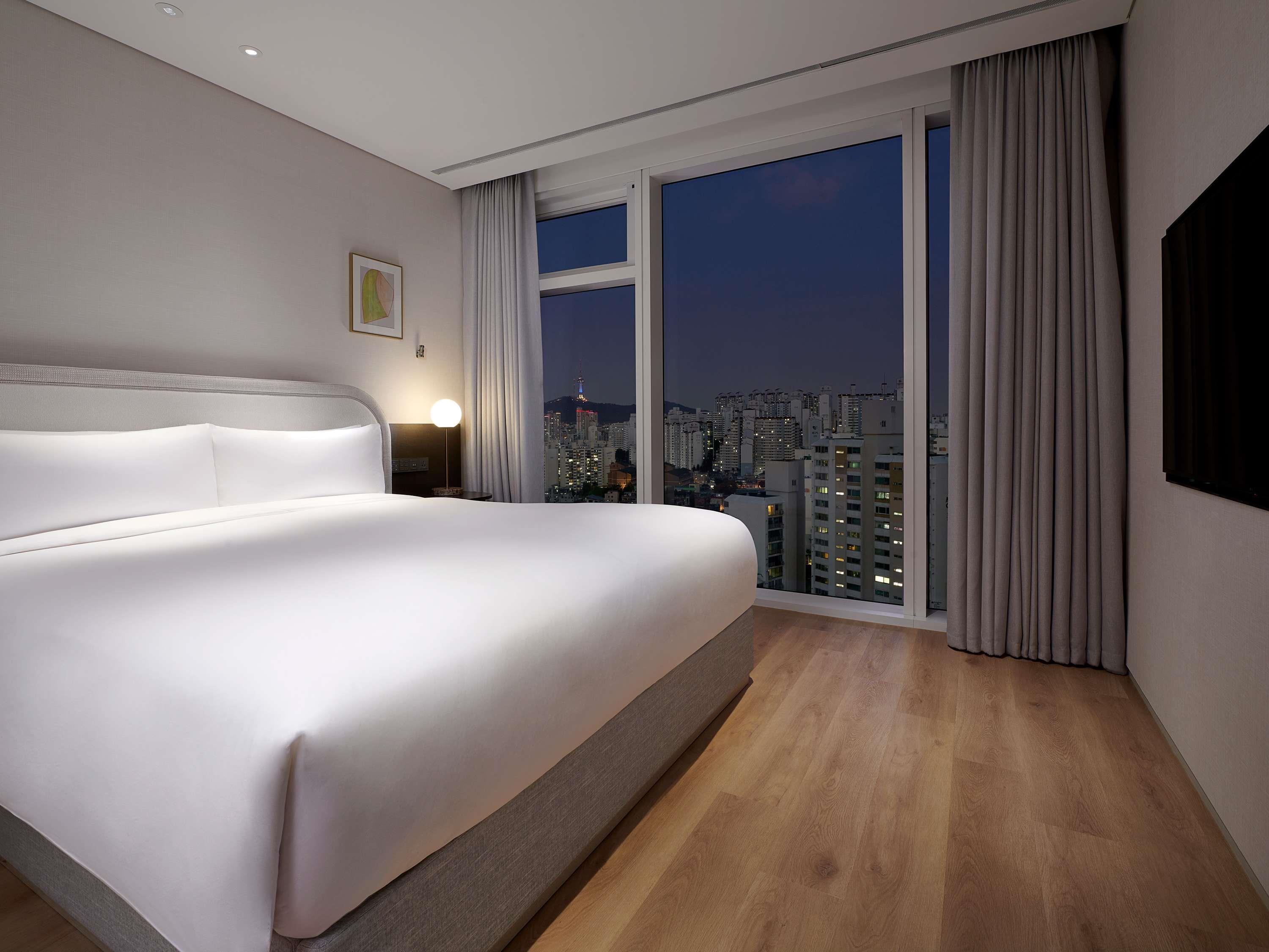 Namsan, Suite, King Bed, with View