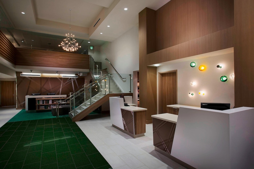 Courtyard by Marriott San Diego Gaslamp/Convention Center 10/37