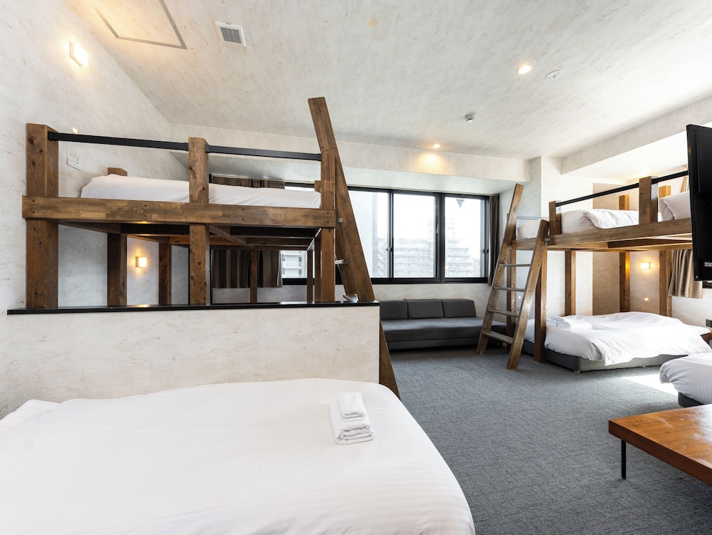Wellstay Namba 21/50