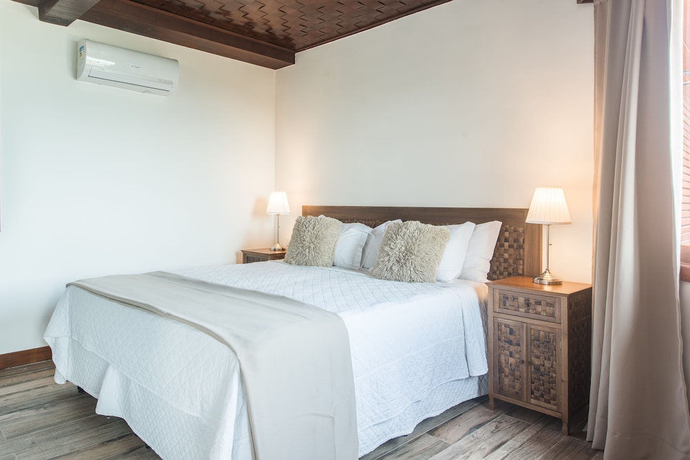 La Pedrera Small Hotel And Spa 17/77
