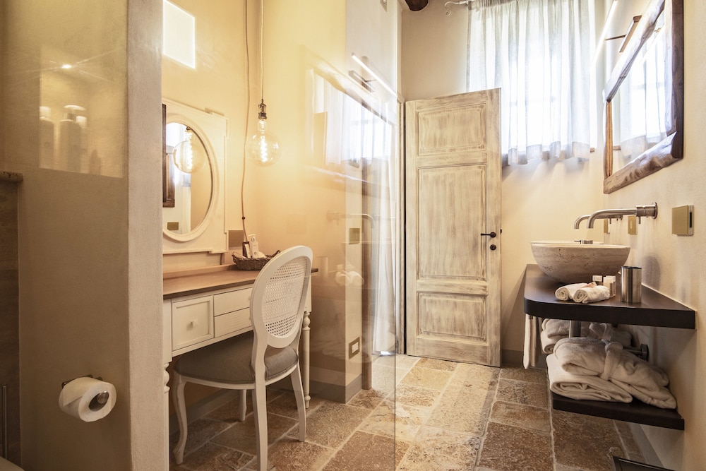 Capanna Suites 50/50