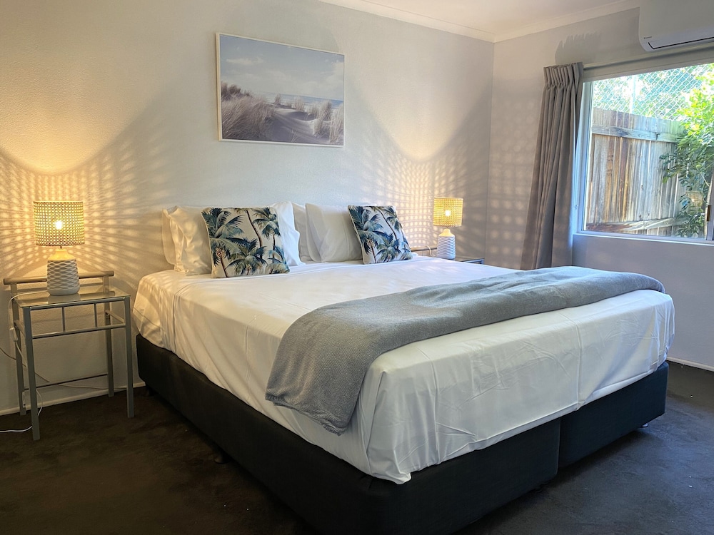 DELUXE, APARTMENT
