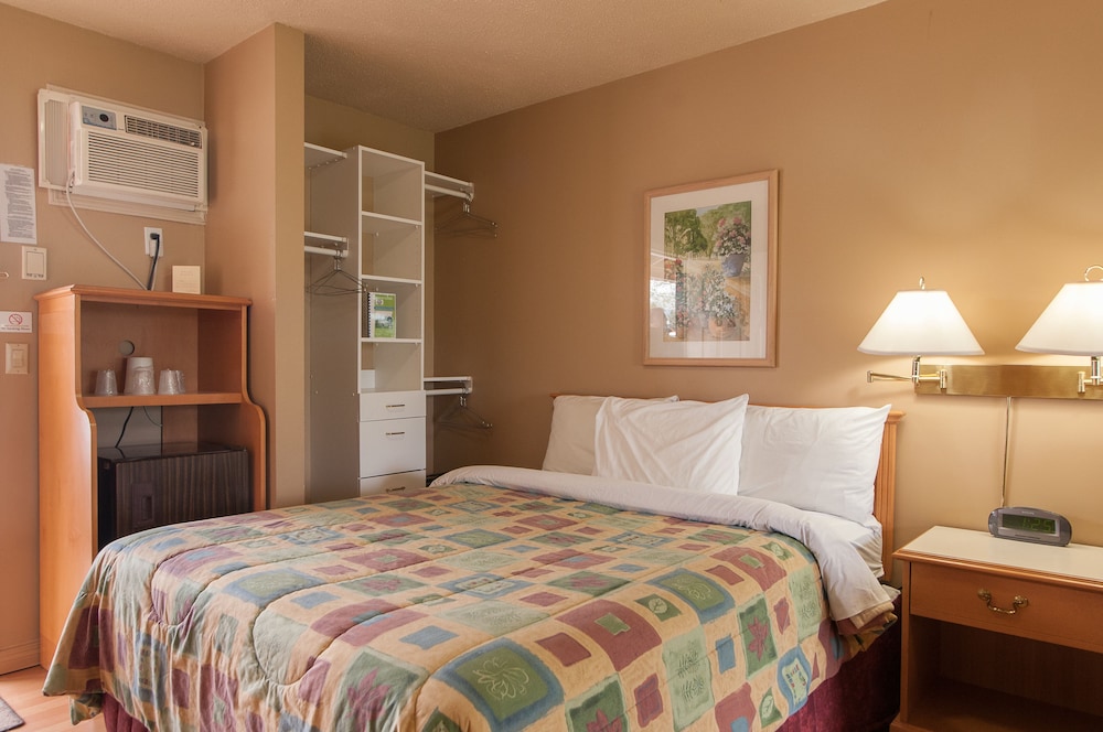 Okanagan Seasons Resort 10/57