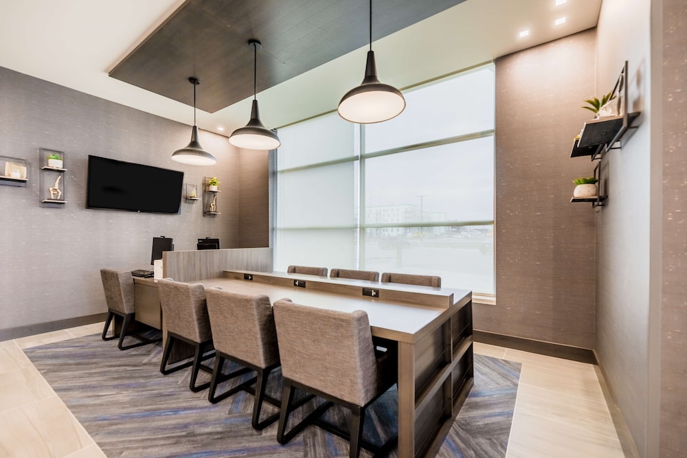 Hyatt House Winnipeg-South/Outlet Collection 28/32