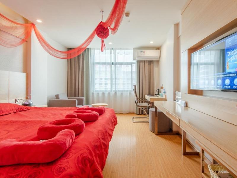 GREENTREE INN LIUAN HUOSHAN COUNTY YINGJIA AVENUE HOTEL 41/50