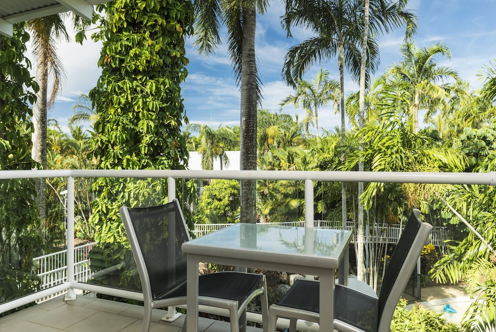 Oaks Port Douglas Resort 30/64